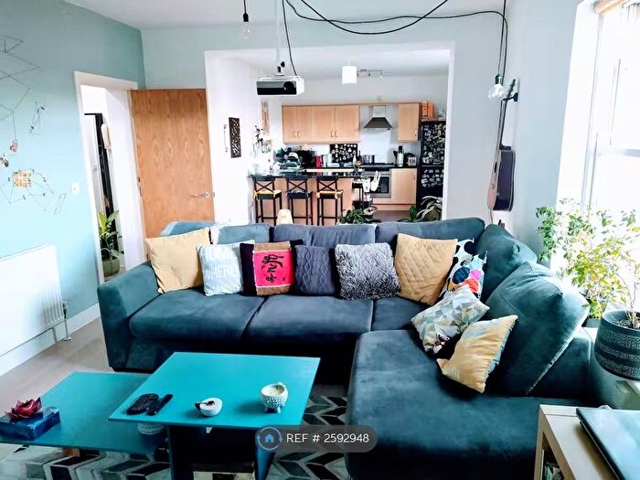 2 Bedroom Flat To Rent In Ashley Road, Bristol, BS6
