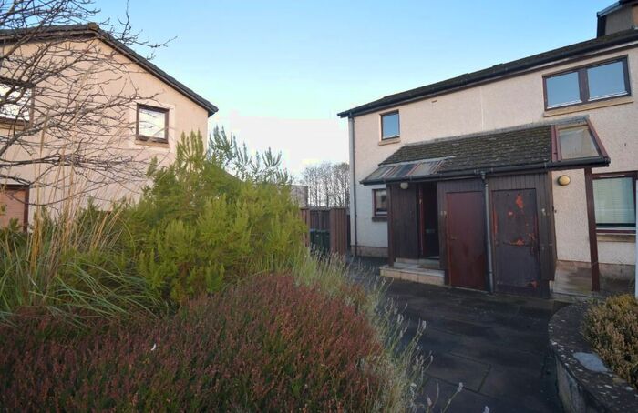 2 Bedroom Flat To Rent In Fechney Park, Perth, Perthshire PH1