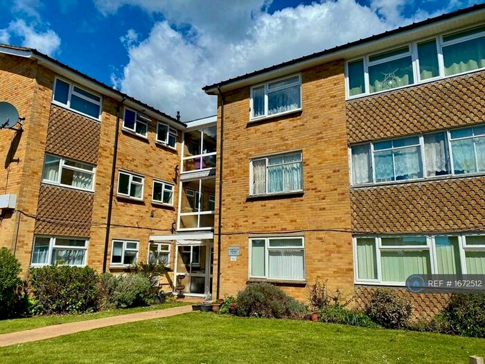 2 Bedroom Flat To Rent In Carlingford Court, Bognor Regis, PO21