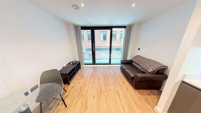 1 Bedroom Apartment To Rent In . Manhattan Building, George Street, Manchester, M1