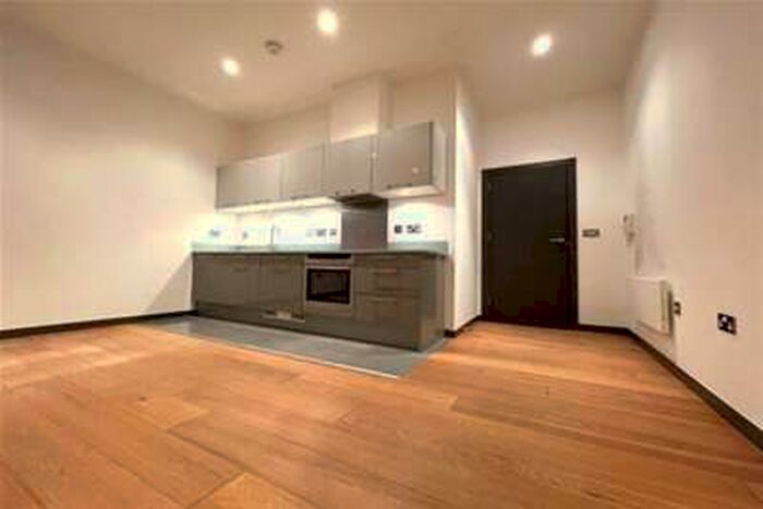 1 Bedroom Flat To Rent In The Shoe Factory, Leicester, LE4