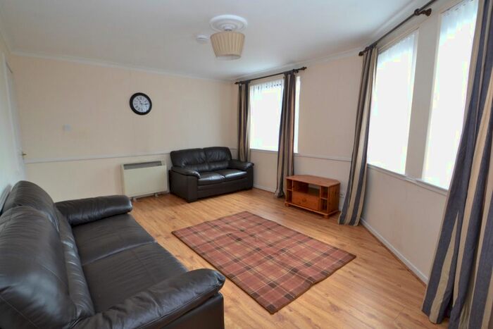 2 Bedroom Flat To Rent In Fraser Mews, City Centre, Aberdeen, AB25