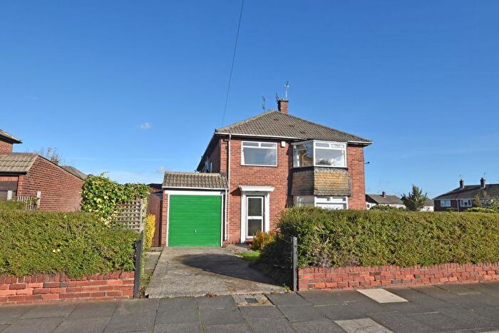3 Bedroom Semi-Detached House To Rent In Regent Farm Road, Gosforth, NE3