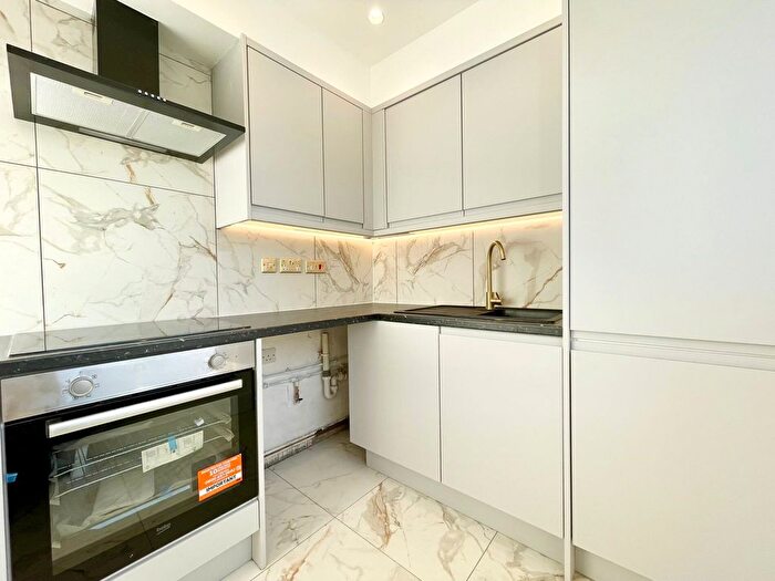 1 Bedroom Flat To Rent In Harvey House, Havenwood, Wembley, HA9