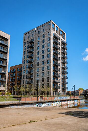 1 Bedroom Property To Rent In Vousden Grove, London, SE28