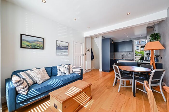 1 Bedroom Flat To Rent In Lochaline Street, W6