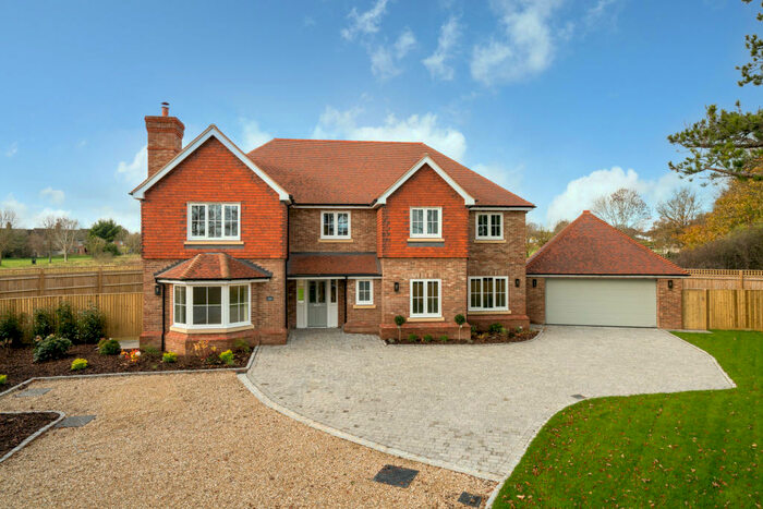 5 Bedroom Detached House To Rent In Okeford End, Tring, HP23