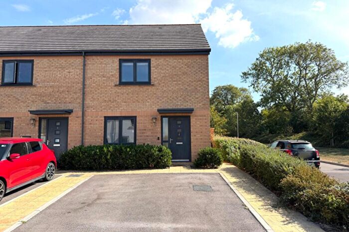 2 Bedroom End Of Terrace House For Sale In Buckton Close, Glastonbury, BA6