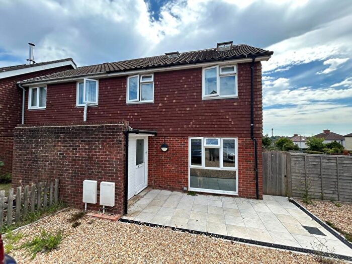 4 Bedroom End Of Terrace House To Rent In Garstons Close, Titchfield, Fareham, Hampshire, PO14