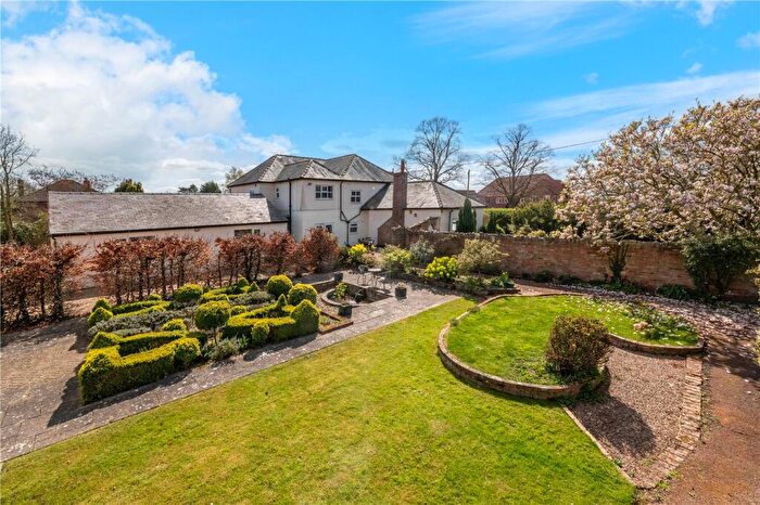 5 Bedroom Detached House For Sale In High Street, Walcott, Lincoln, Lincolnshire, LN4