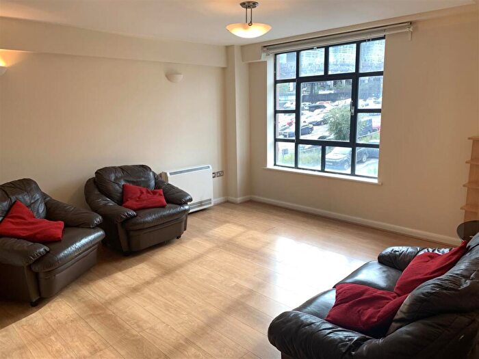 2 Bedroom Apartment To Rent In Maxim, Lionel Street, Birmingham, B3