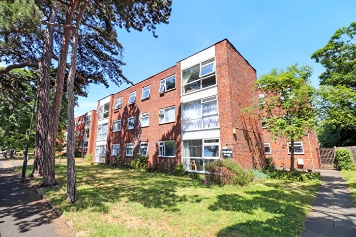 1 Bedroom Flat For Sale In Prospero House, Essenden Road, Upper Belvedere, Kent, DA17