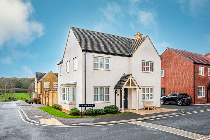 4 Bedroom Detached House For Sale In Renown Court, Long Hanborough, Oxfordshire, OX29