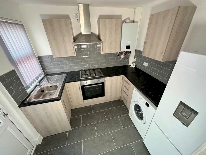 4 Bedroom Terraced House To Rent In Cranborne Road, Liverpool, L15