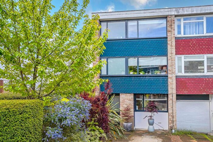 3 Bedroom House For Sale In White Lodge, Crystal Palace, London, SE19