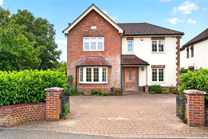 4 Bedroom Detached House For Sale In Warren Hill Road, Woodbridge, Suffolk, IP12