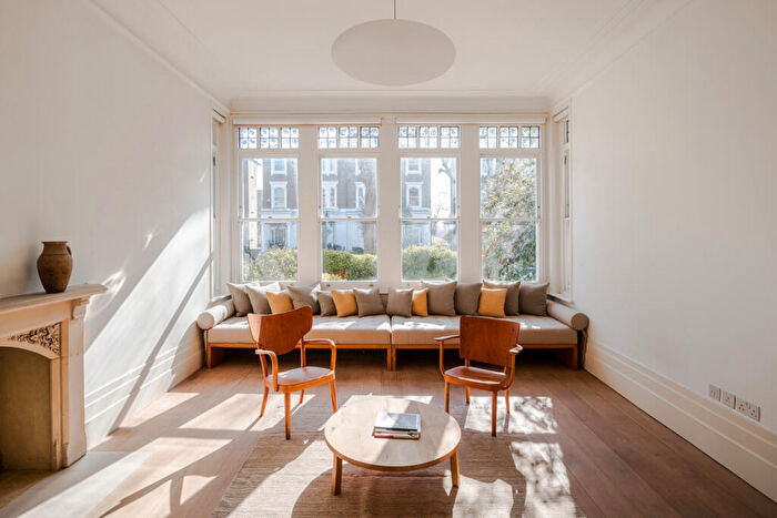 2 Bedroom Maisonette For Sale In Steele's Road Iv, Steele's Road, NW3