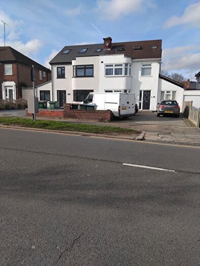 3 Bedroom Semi-Detached House To Rent In Daventry Road, Coventry, CV3