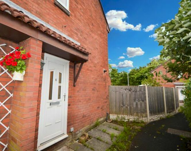 2 Bedroom Semi-Detached House To Rent In Barmouth Close, Callands, Warrington, WA5