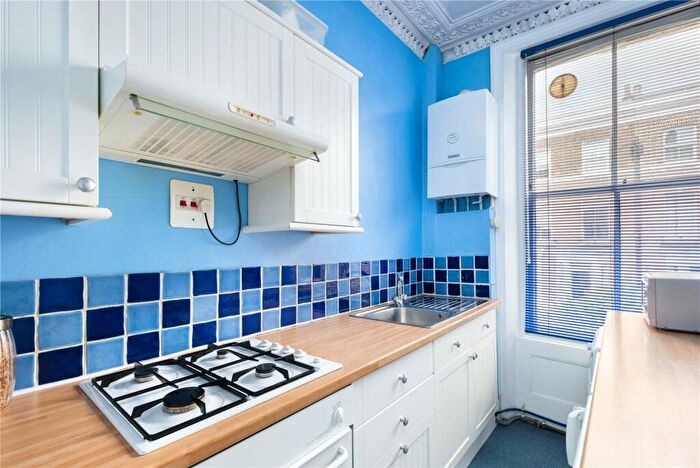 1 Bedroom Flat For Sale In Falkland Road, London, NW5