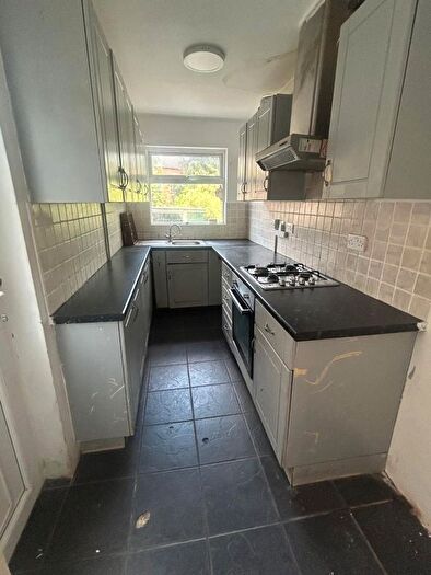 2 Bedroom Terraced House To Rent In Richmond Road, Leicester, LE2