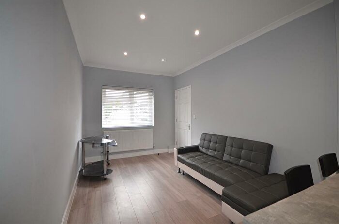 Studio To Rent In Clarendon Gardens, Wembley, Middlesex, HA9