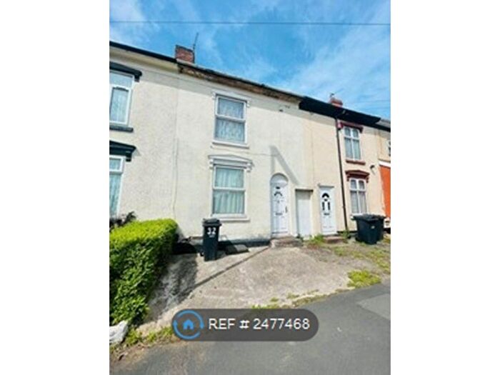 3 Bedroom Terraced House To Rent In Vicar Street, Dudley, DY2