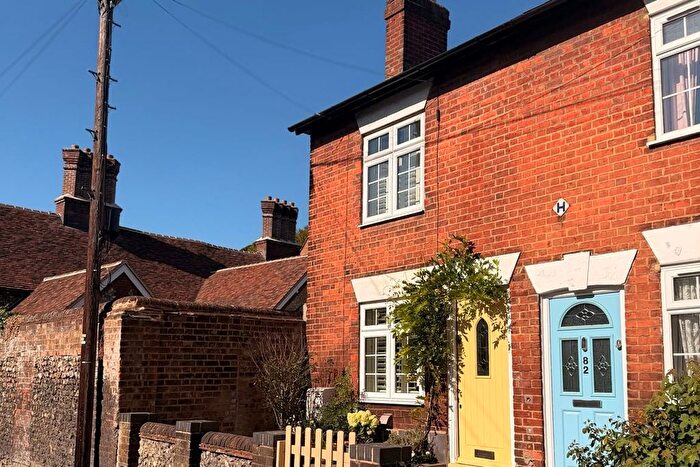 2 Bedroom End Of Terrace House For Sale In Waterside, Chesham, HP5
