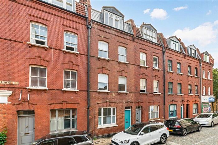 4 Bedroom Terraced House For Sale In Halcrow Street, Whitechapel, E1