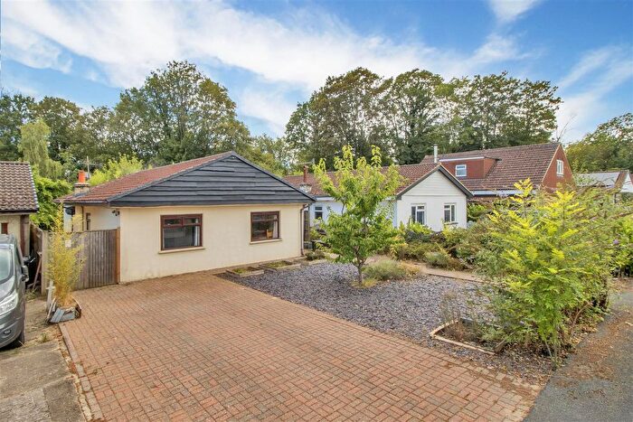 3 Bedroom Detached House For Sale In Birch Close, Hildenborough, TN11