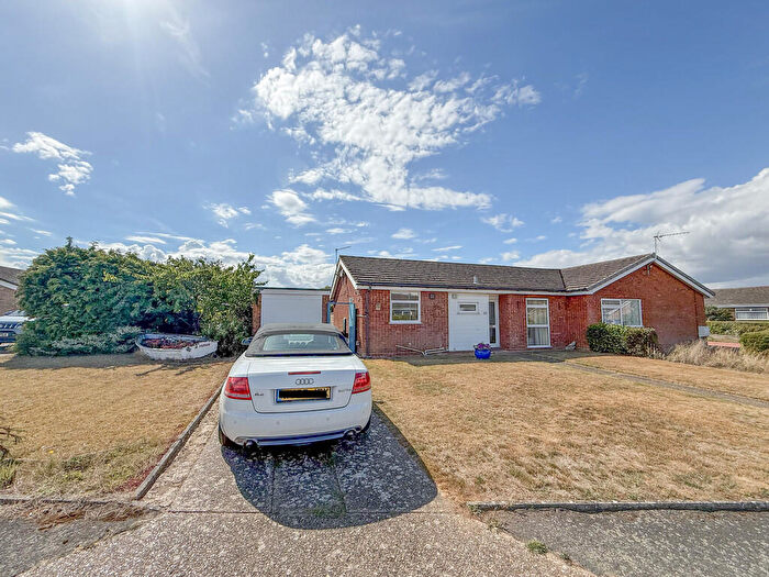2 Bedroom Semi-Detached Bungalow For Sale In Acton Gardens, Bramford, IP8