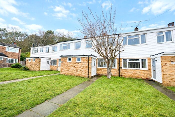 3 Bedroom Terraced House To Rent In Pinewood Park, Farnborough, Hampshire, GU14