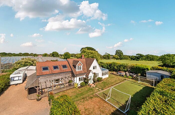 5 Bedroom Detached House For Sale In Lockgate Road, Sidlesham Common, PO20