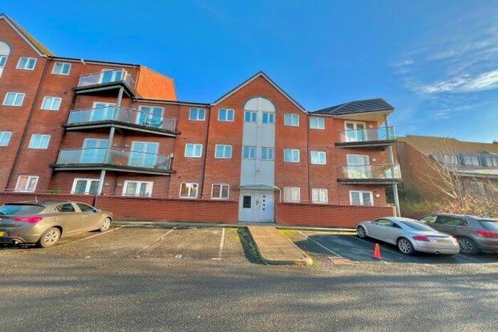 1 Bedroom Flat To Rent In Waterfront Way, Walsall, WS2