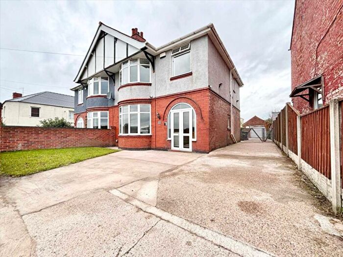 3 Bedroom Semi-Detached House To Rent In Alfreton Road, Newton, DE55