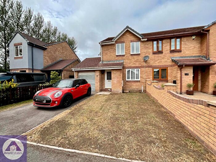 2 Bedroom Semi-Detached House To Rent In Shoemaker Close, Brynmawr, NP23