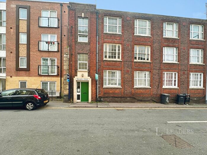 3 Bedroom Flat To Rent In Union Street, Luton, Bedfordshire, LU1