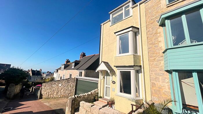 3 Bedroom Terraced House To Rent In King Street, Portland, DT5