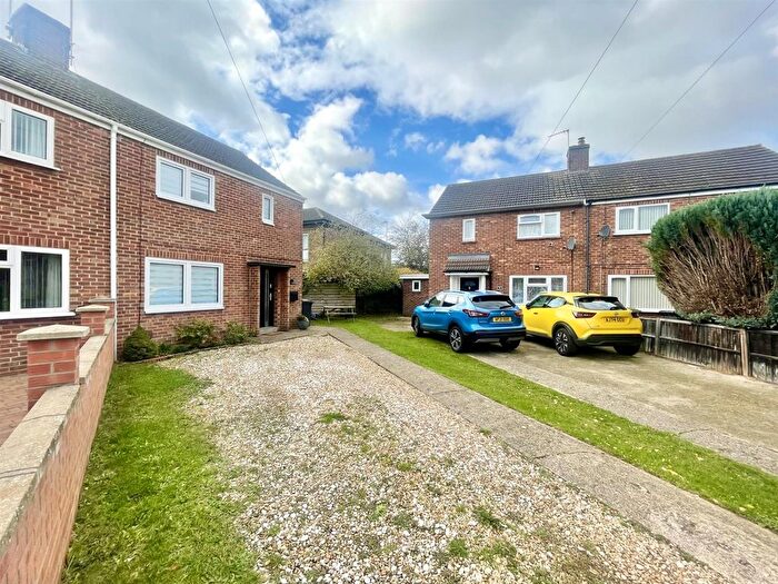 2 Bedroom Property For Sale In Ash Close, Peterborough, PE1