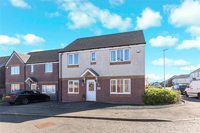 4 Bedroom Detached House For Sale In Bond Place, Glasgow, Glasgow City, G43