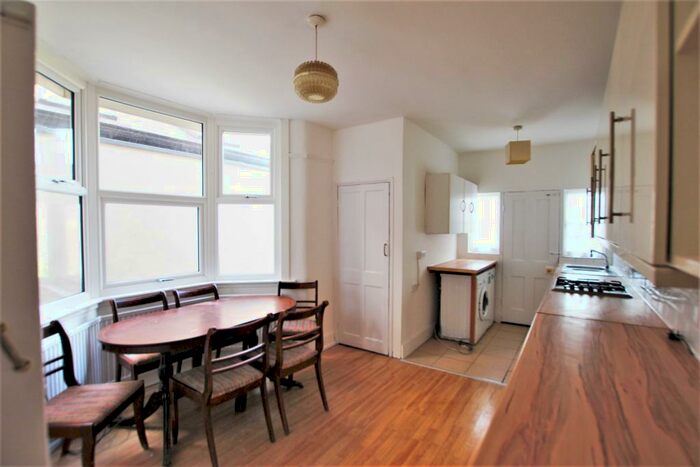 3 Bedroom House To Rent In Lordsmead Road, Tottenham, London, N17