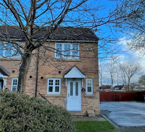 2 Bedroom Terraced House To Rent In Flanders Red, Hull, HU7