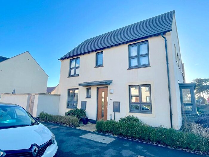3 Bedroom House To Rent In Alexander Road, Frenchay, Bristol, BS16