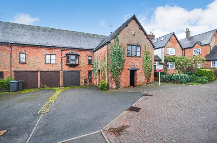 3 Bedroom Terraced House For Sale In Manor House Close, Newbold-on-Avon, Rugby, CV21