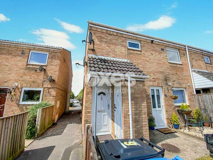 1 Bedroom Flat To Rent In Yeatminster Road, Canford Heath, Poole, BH17