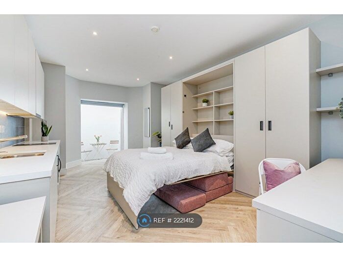 Studio To Rent In Ackley House, London, W5