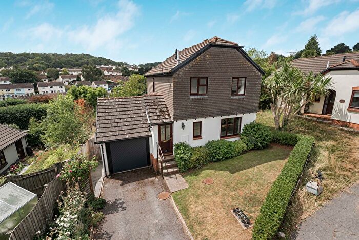 3 Bedroom Detached House For Sale In Margaret Close, Ogwell, TQ12