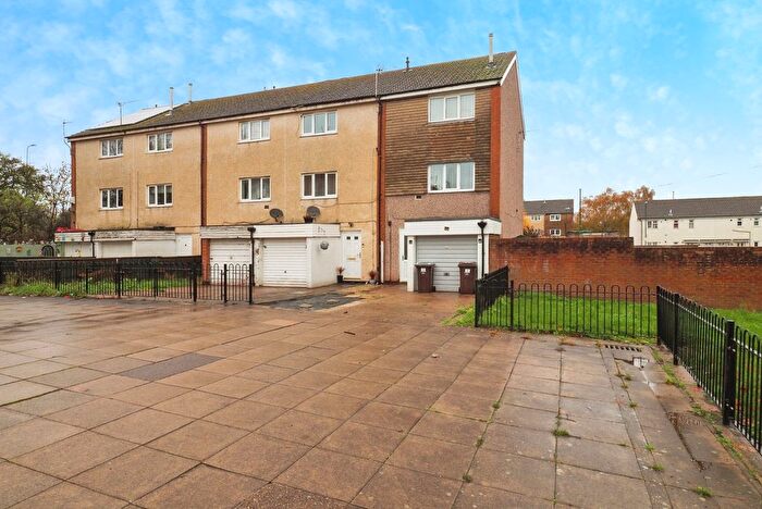 3 Bedroom End Of Terrace House For Sale In Porter Close, Clifton, Nottingham, NG11