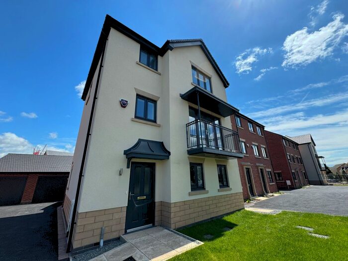 4 Bedroom Detached House To Rent In The Avenue, Corby, NN17