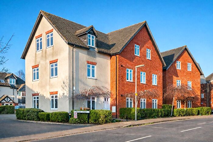 2 Bedroom Flat For Sale In Overton Court, Tongham, Farnham, Surrey, GU10